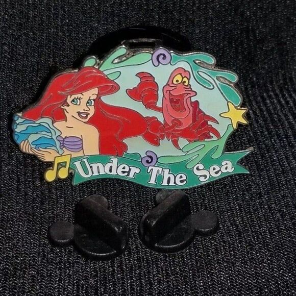 Disney Ariel Sebastian Pin Under The Sea Little Mermaid Magical Musical Moments - Picture 1 of 12